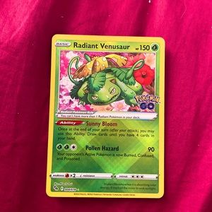 Radiant Venusaur Pokémon card